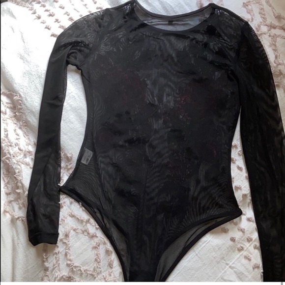 Mesh floral bodysuit - Picture 2 of 4